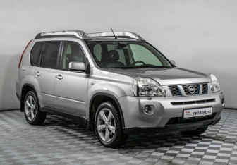 Подержанный автомобиль Nissan X-Trail 2007 года (3 фото)