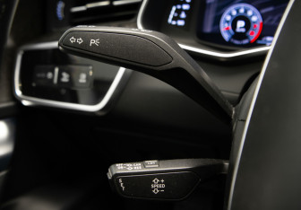 Подержанный автомобиль Audi A6 Sedan 2018 года (13 фото)