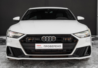Подержанный автомобиль Audi A7 2018 года (2 фото)