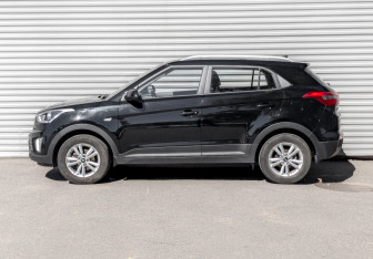 Подержанный автомобиль Hyundai Creta 2018 года (8 фото)