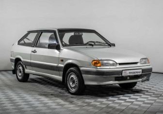 Подержанный автомобиль LADA (ВАЗ) 2113 2005 года (3 фото)