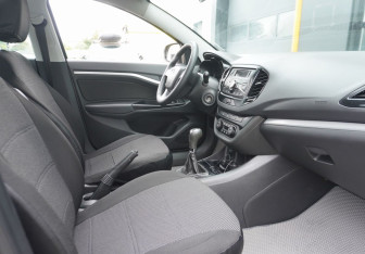 Подержанный автомобиль LADA (ВАЗ) Vesta Sedan 2017 года (11 фото)
