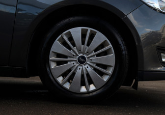 Подержанный автомобиль Ford Focus Wagon 2018 года (17 фото)