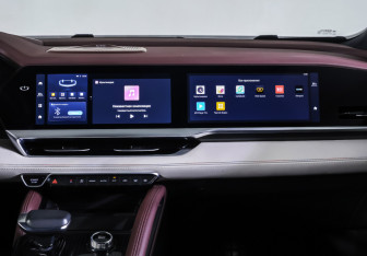 Подержанный автомобиль Geely Monjaro 2023 года (14 фото)