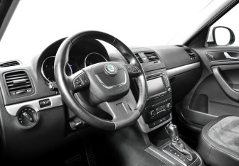 Подержанный автомобиль Skoda Yeti 2013 года (11 фото)