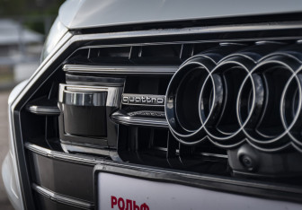 Подержанный автомобиль Audi A7 2020 года (2 фото)