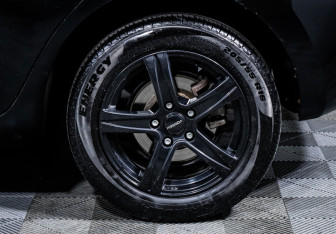 Подержанный автомобиль Toyota Auris Hatchback 2007 года (10 фото)