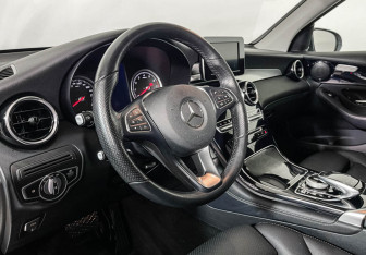 Подержанный автомобиль Mercedes-Benz GLC Coupe 2018 года (13 фото)