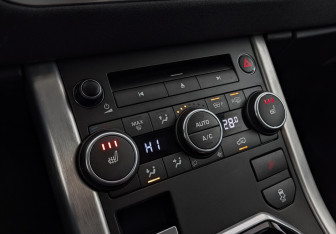 Подержанный автомобиль Land Rover Range Rover Evoque 2014 года (21 фото)