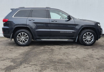 Подержанный автомобиль Jeep Grand Cherokee 2014 года (4 фото)