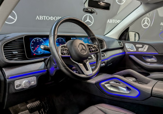 Подержанный автомобиль Mercedes-Benz GLE 2020 года (16 фото)