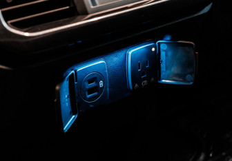 Подержанный автомобиль Ford F-150 2022 года (14 фото)