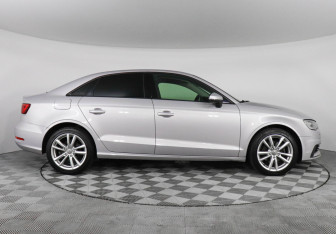 Подержанный автомобиль Audi A3 Sedan 2013 года (4 фото)