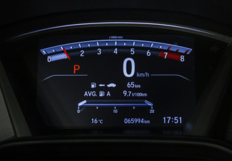 Подержанный автомобиль Honda CR-V 2019 года (13 фото)