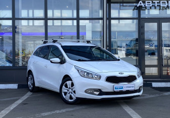 Подержанный автомобиль Kia Ceed Wagon 2014 года (3 фото)