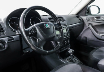 Подержанный автомобиль Skoda Yeti 2012 года (7 фото)