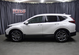 Подержанный автомобиль Honda CR-V 2021 года (8 фото)