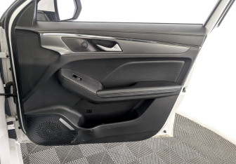 Подержанный автомобиль Haval Jolion 2022 года (24 фото)