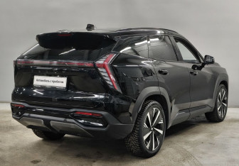 Подержанный автомобиль Geely Atlas 2024 года (5 фото)