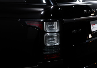 Подержанный автомобиль Land Rover Range Rover 2014 года (17 фото)