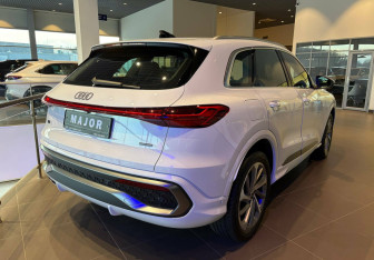 Новый Audi Q5 2025 (2 фото)