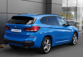 Подержанный автомобиль BMW X1 2019 года (5 фото)