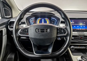 Подержанный автомобиль Geely Coolray 2023 года (22 фото)