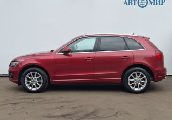 Подержанный автомобиль Audi Q5 2010 года (8 фото)
