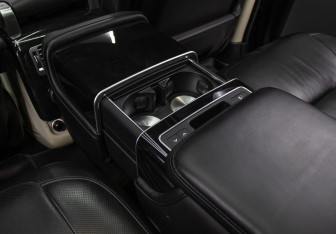 Подержанный автомобиль Land Rover Range Rover 2019 года (26 фото)