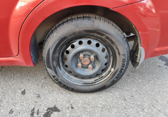 Подержанный автомобиль Chevrolet Aveo Sedan 2010 года (12 фото)