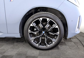 Подержанный автомобиль BMW X3 2025 года (18 фото)