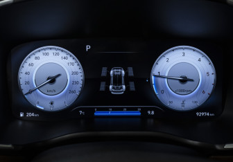 Подержанный автомобиль Hyundai Santa Fe 2022 года (11 фото)