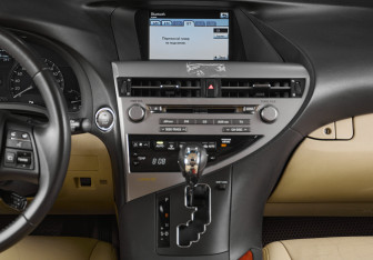 Подержанный автомобиль Lexus RX 2010 года (22 фото)