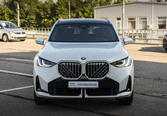 Подержанный автомобиль BMW X3 2025 года (4 фото)