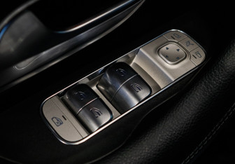 Подержанный автомобиль Mercedes-Benz GLE 2021 года (16 фото)