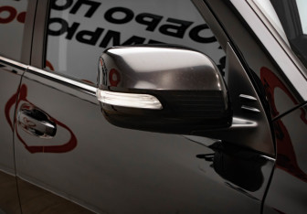 Подержанный автомобиль Toyota Land Cruiser Prado 2020 года (40 фото)