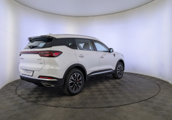 Подержанный автомобиль Chery Tiggo 7 Pro Max 2023 года (5 фото)