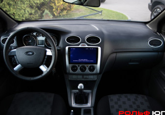 Подержанный автомобиль Ford Focus Hatchback 2008 года (11 фото)