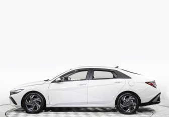 Новый Hyundai Elantra Sedan 2024 (8 фото)