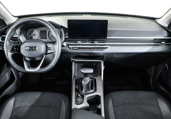 Подержанный автомобиль Geely Emgrand 2023 года (11 фото)