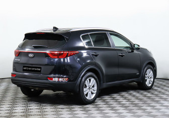 Подержанный автомобиль Kia Sportage 2018 года (5 фото)