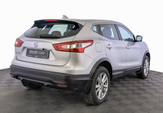 Подержанный автомобиль Nissan Qashqai 2019 года (5 фото)