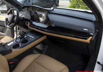 Подержанный автомобиль Changan UNI-K 2023 года (9 фото)