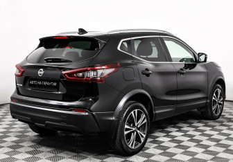 Подержанный автомобиль Nissan Qashqai 2021 года (5 фото)