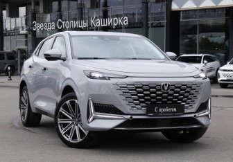 Подержанный автомобиль Changan UNI-K 2024 года (24 фото)