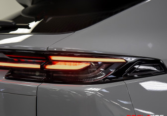 Подержанный автомобиль Changan UNI-K 2023 года (31 фото)