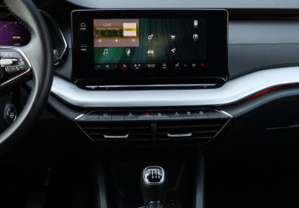 Подержанный автомобиль Skoda Octavia Wagon 2021 года (12 фото)