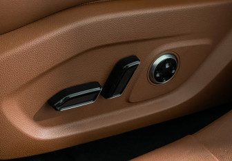 Подержанный автомобиль Voyah Free 2023 года (15 фото)