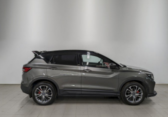 Подержанный автомобиль Geely Coolray 2023 года (4 фото)