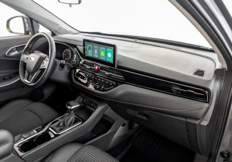 Подержанный автомобиль Москвич 3 2023 года (11 фото)